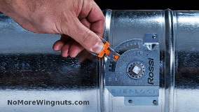 Hand setting a Rossi Everlock positive-locking damper regulator on sheet metal duct